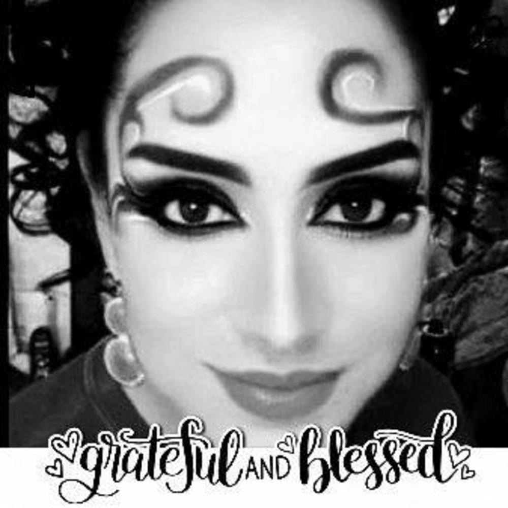 Meet your Posher, Carmen